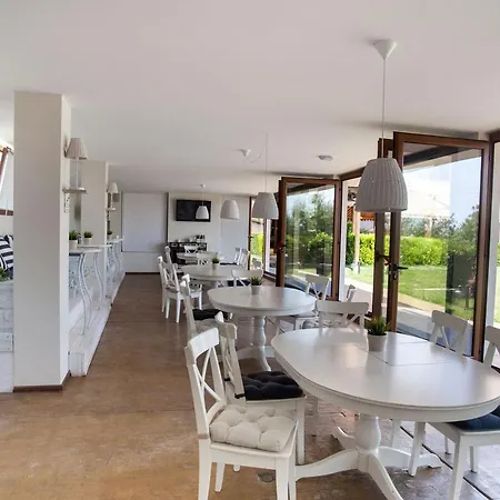 семеен хотел