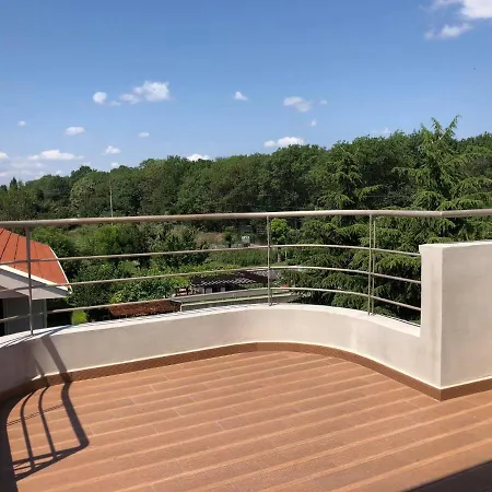 семеен хотел