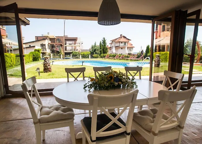 Ξενοδοχείο семеен хотел